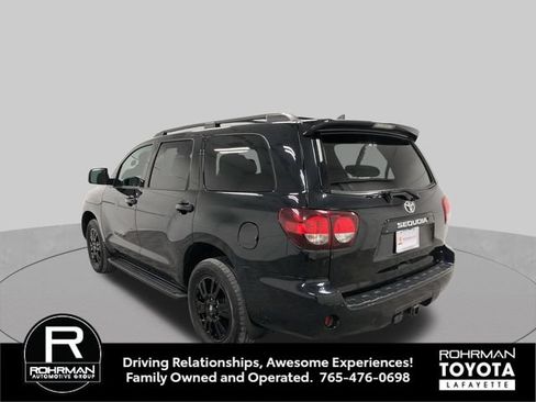 Used 2019 Toyota Sequoia TRD Sport w/ TRD Sport Premium Package AWD/4WD image 4