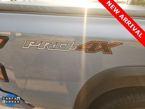 Used 2025 Nissan Frontier PRO-4X w/ Pro Premium Package image 11
