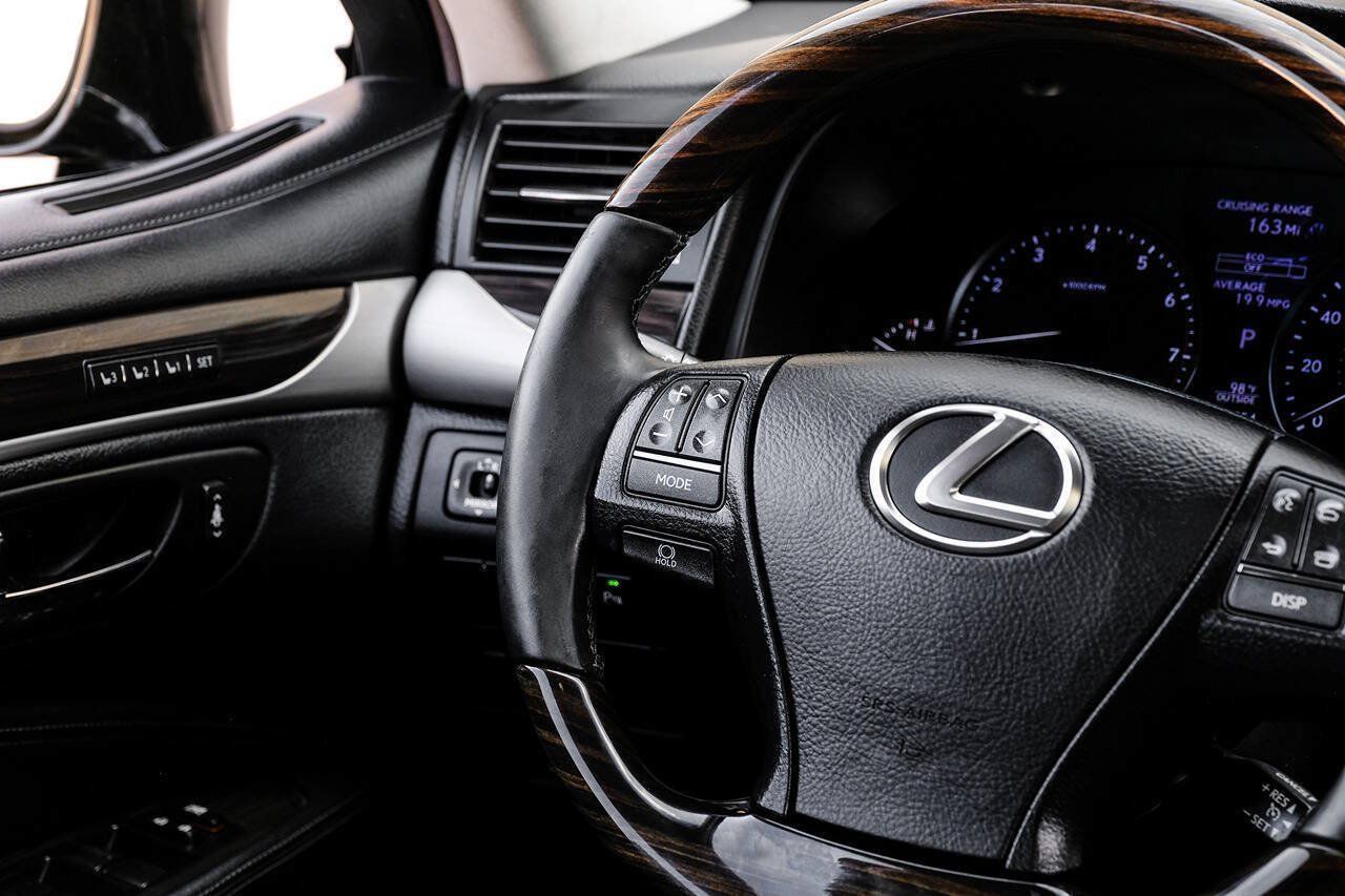 Used 2014 Lexus LS 460 w/ Comfort Package RWD image 27