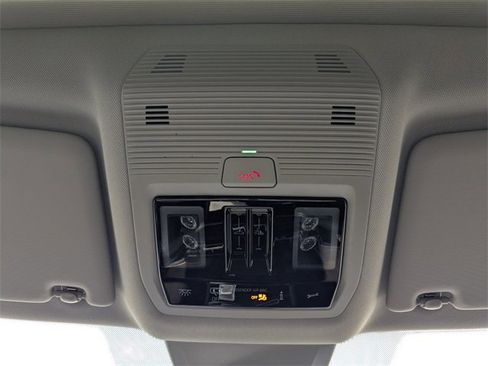 New 2026 Volkswagen Atlas SE image 27