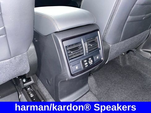 Certified 2025 Subaru Forester Touring AWD/4WD image 16