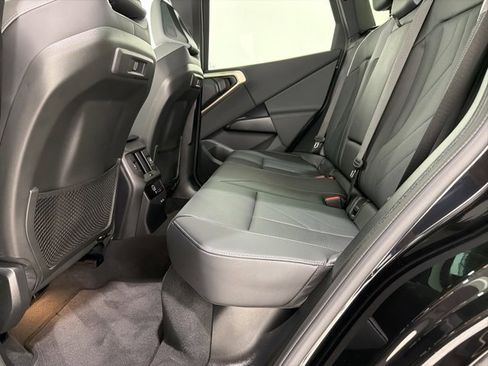 Used 2025 BMW X3 xDrive30i w/ Premium Package image 17