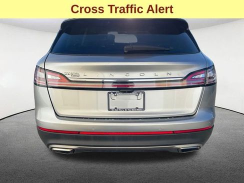 Used 2023 Lincoln Nautilus Reserve w/ Equipment Group 201A image 12