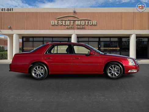 Used 2011 Cadillac DTS Luxury image 4