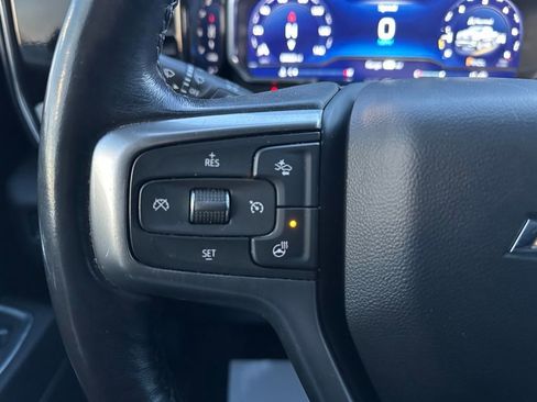 Used 2022 Chevrolet Silverado 1500 LT image 17