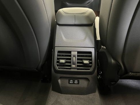 Certified 2025 BMW M235i xDrive w/ Premium Package AWD/4WD image 9