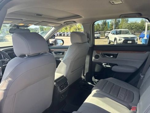 Used 2022 Honda CR-V Touring image 11