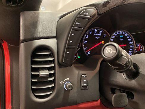 Used 2011 Chevrolet Corvette Grand Sport w/ Preferred Equipment Group image 22