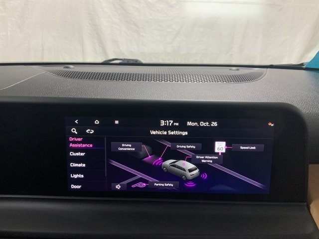 Used 2024 Kia Seltos SX w/ SX Sunroof Package AWD/4WD image 30