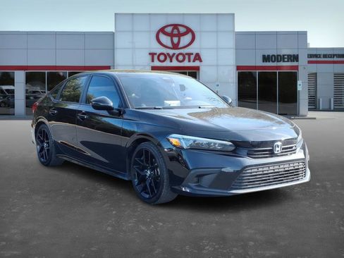 Used 2022 Honda Civic Sport image 7