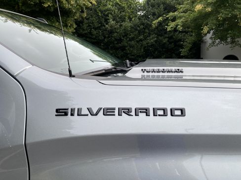 Used 2025 Chevrolet Silverado 1500 Custom w/ Turbomax Blackout Package AWD/4WD image 16