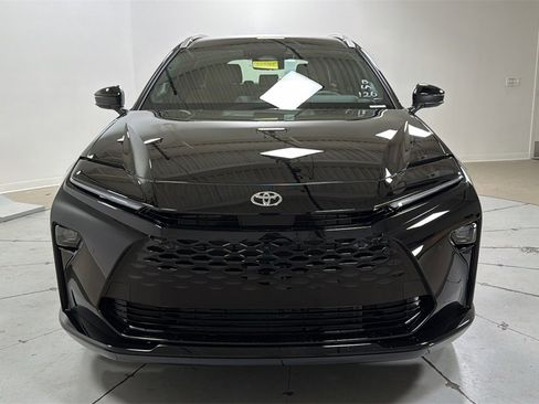 New 2026 Toyota Crown Signia image 2