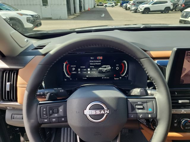 New 2026 Nissan Pathfinder Platinum AWD/4WD image 24