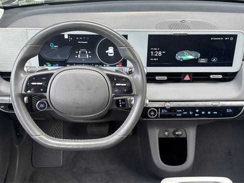 Used 2024 Hyundai Ioniq 5 SEL image 16