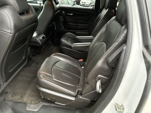 Used 2017 Chevrolet Traverse LT AWD/4WD image 17