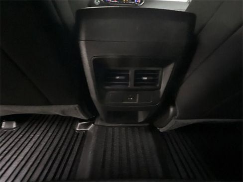 Certified 2024 Chevrolet Colorado LT w/ LT Convenience Package II image 20