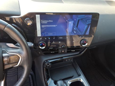 Certified 2024 Lexus NX 350 AWD w/ Vision Package image 5