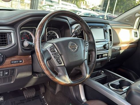 Used 2019 Nissan Titan Platinum Reserve w/ Platinum Utility Package image 16