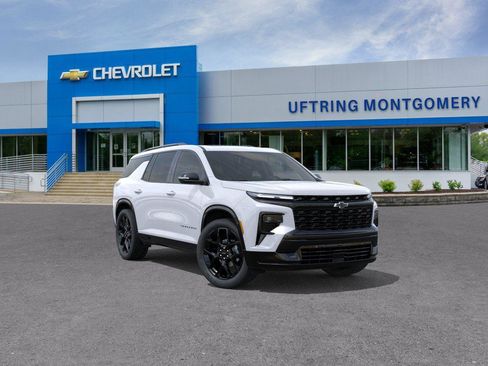 New 2026 Chevrolet Traverse RS w/ LPO, Floor Liner Package AWD/4WD image 1