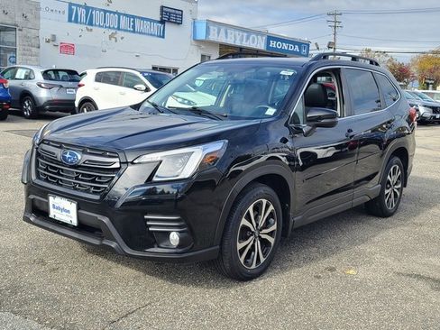 Used 2022 Subaru Forester Limited image 1