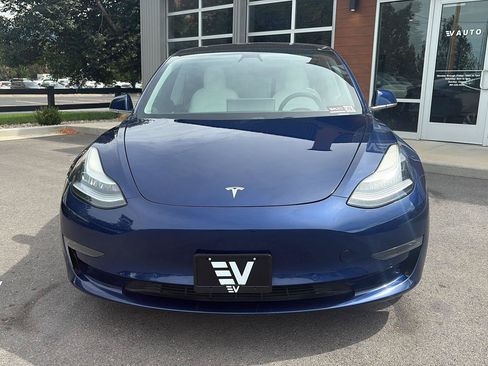 Used 2018 Tesla Model 3 Long Range AWD/4WD image 3