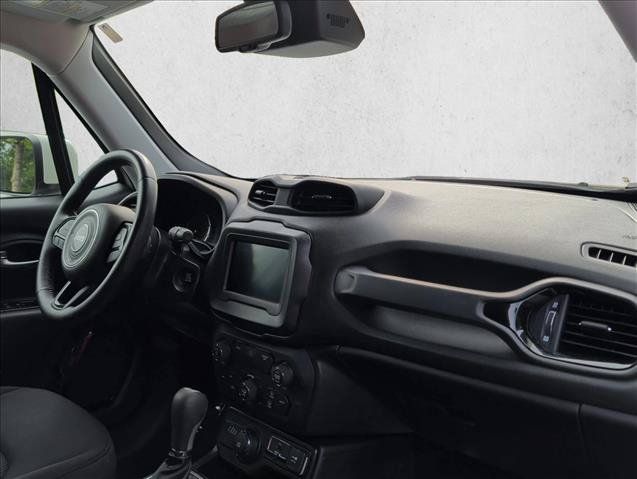 Used 2020 Jeep Renegade Altitude AWD/4WD image 25