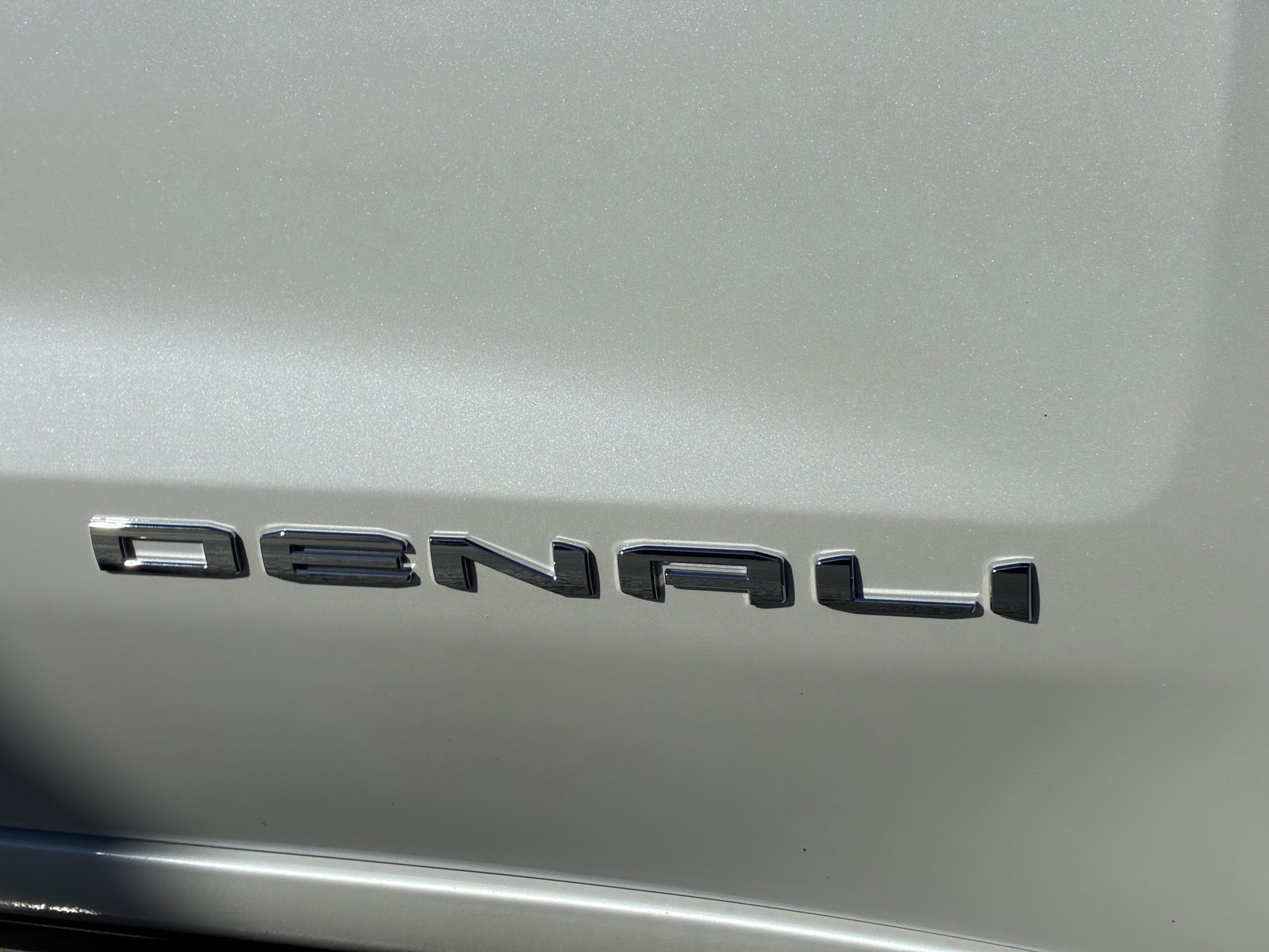 Used 2024 GMC Sierra 1500 Denali w/ Denali Reserve Package RWD image 7