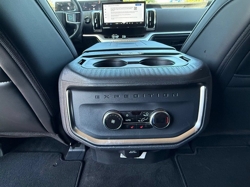 Used 2026 Ford Expedition Max Platinum AWD/4WD image 24