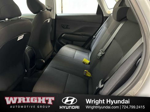 New 2026 Hyundai Kona SE image 9