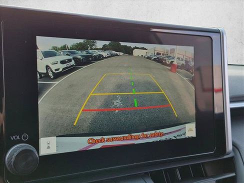Certified 2025 Toyota RAV4 LE AWD/4WD image 11