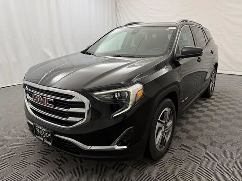 Used 2021 GMC Terrain SLT w/ Infotainment Package II FWD image 2