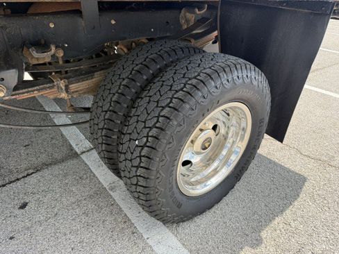 Used 2018 Ford F350 XL w/ Power Equipment Group AWD/4WD image 11
