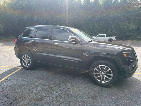 Used 2015 Jeep Grand Cherokee Limited w/ Luxury Group II image 9