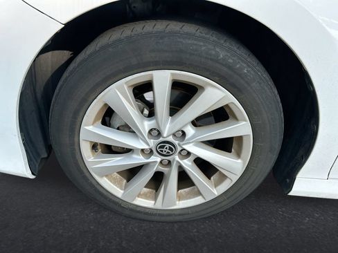 Used 2024 Toyota Camry LE FWD image 10