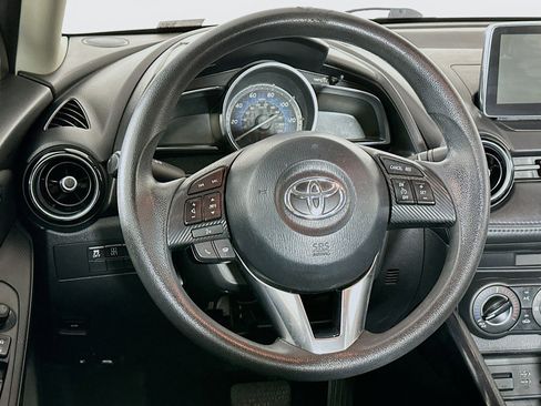 Used 2018 Toyota Yaris iA FWD image 16