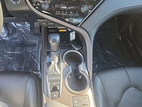 Used 2023 Toyota Camry XSE image 19