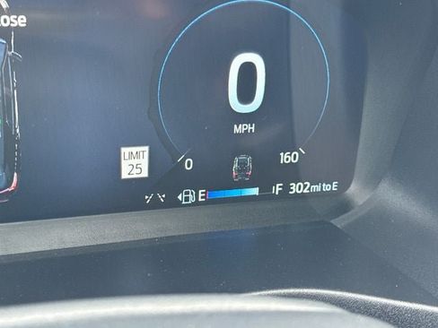 New 2026 Ford Explorer Active AWD/4WD image 17