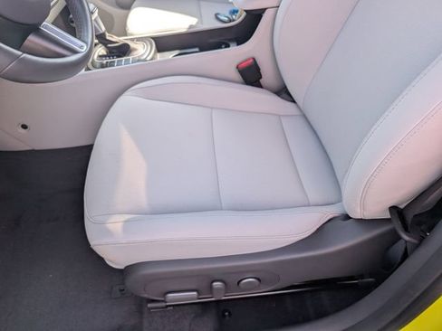 Certified 2025 Hyundai Kona SEL AWD/4WD image 21