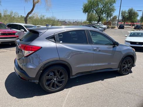 Used 2022 Honda HR-V Sport image 5