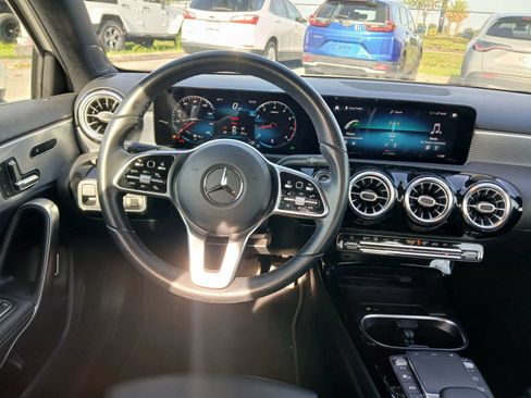 Used 2021 Mercedes-Benz A 220 image 25
