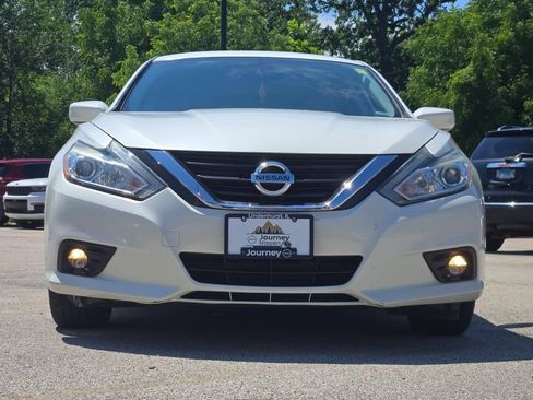 Used 2016 Nissan Altima 2.5 SV FWD image 3