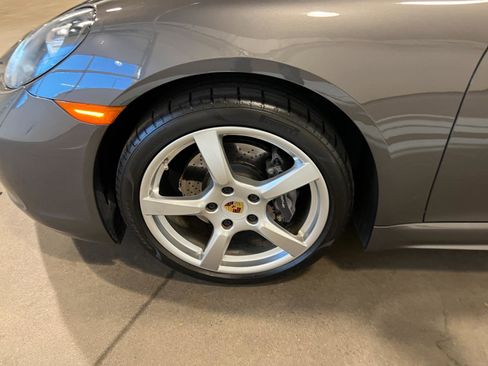 Used 2018 Porsche 718 Cayman image 32