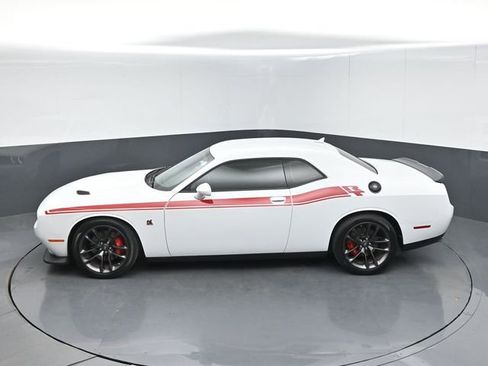 Used 2022 Dodge Challenger R/T Scat Pack RWD image 43