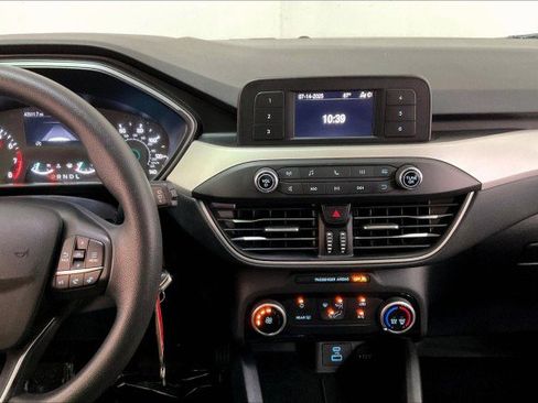 Used 2022 Ford Escape S image 6