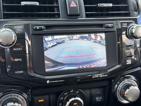 Used 2018 Toyota 4Runner TRD Off-Road Premium image 32