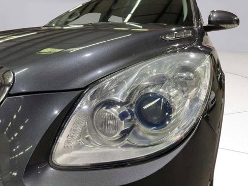 Used 2011 Buick Enclave CX image 10