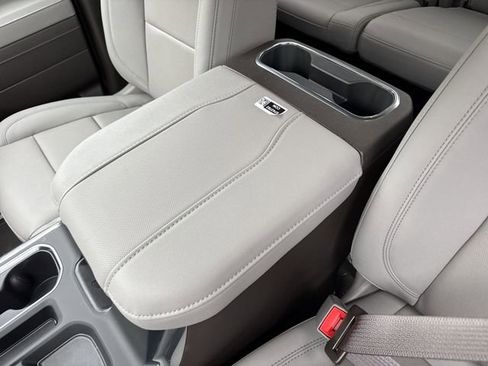 New 2026 GMC Sierra 1500 SLT w/ SLT Premium Package image 21