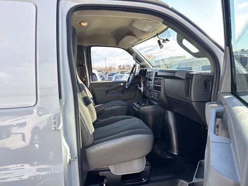Used 2023 Chevrolet Express 2500 w/ Driver Convenience Package image 14