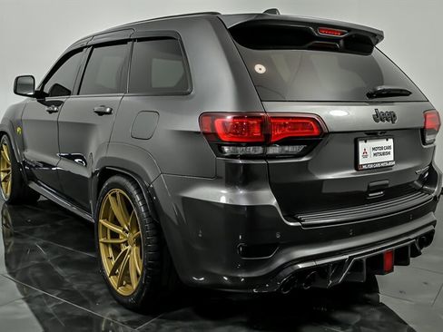 Used 2019 Jeep Grand Cherokee Trackhawk AWD/4WD image 7