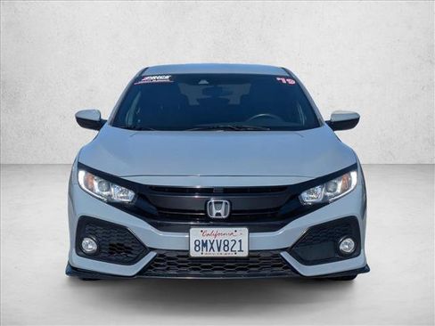 Used 2019 Honda Civic Sport image 2